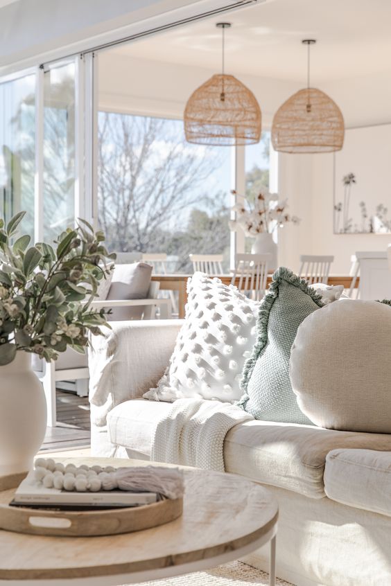 Stylist Secrets for a Refreshing and Elegant Summer Home