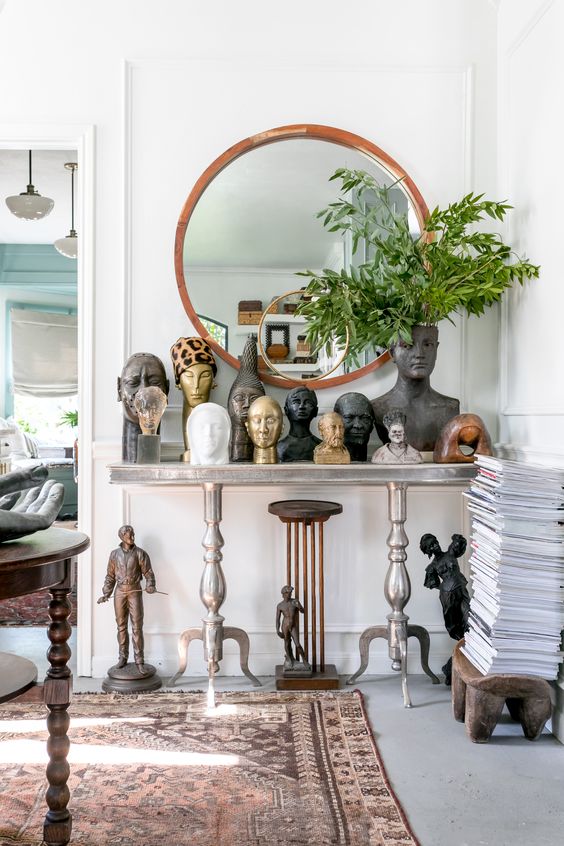 The decorative hobbies that deco addicts share about their living room