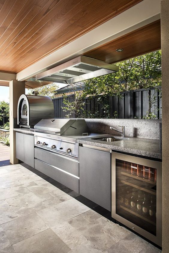 The Finest Outdoor Kitchen Models for Summer