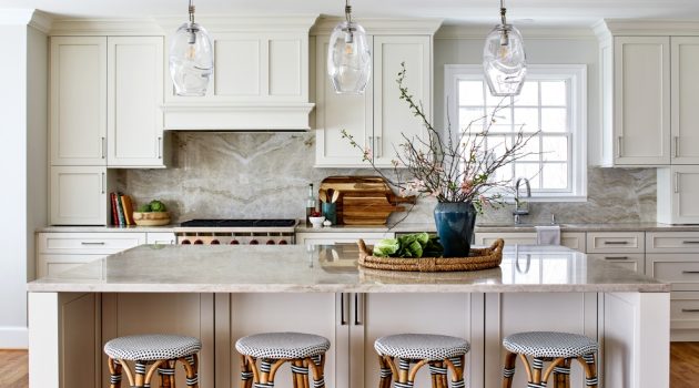 15 Alluring Traditional Kitchen Designs for the Heart of the Home