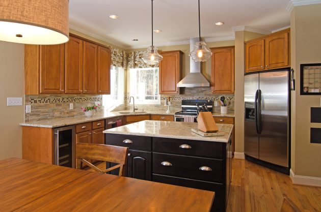 15 Charming Traditional Wooden Kitchen Designs for a Warm and Inviting