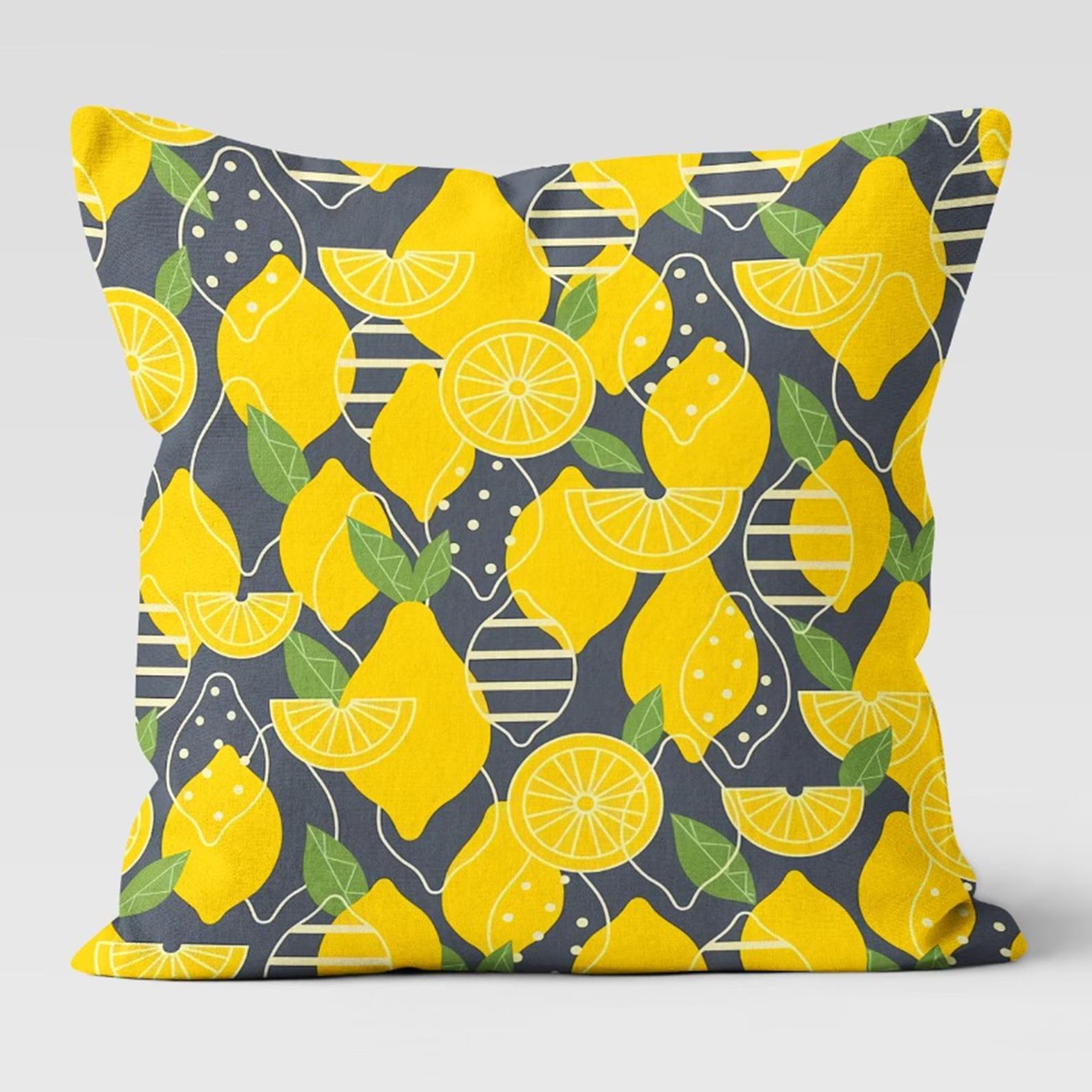 15 Delightful Floral Summer Pillow Patterns for a Blooming Décor