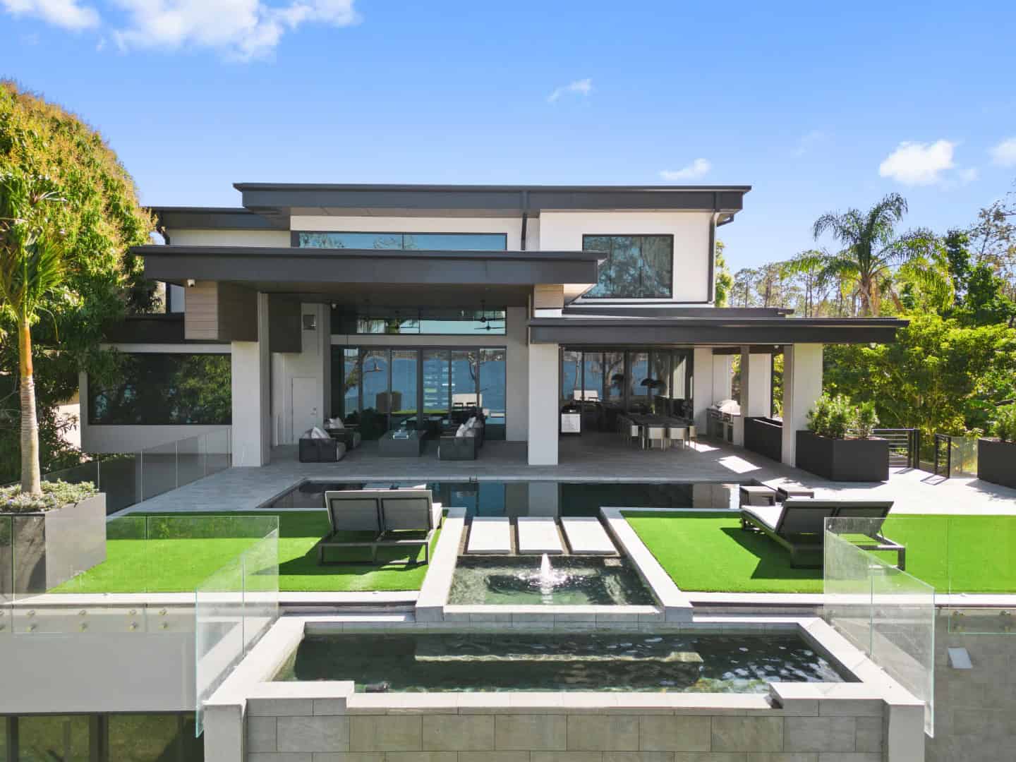 Neolith selected for single source, sustainable beauty as part of exclusive Lake Sheen Project Neolith selected for single source, sustainable beauty as part of exclusive Lake Sheen Project