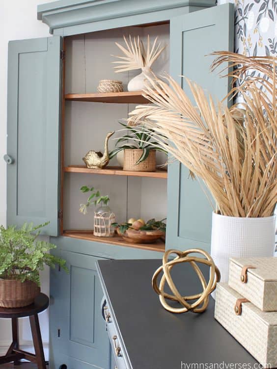 Stylist-Recommended Decor Tricks to Make Your Home Summer-Ready Stylist-Recommended Decor Tricks to Make Your Home Summer-Ready