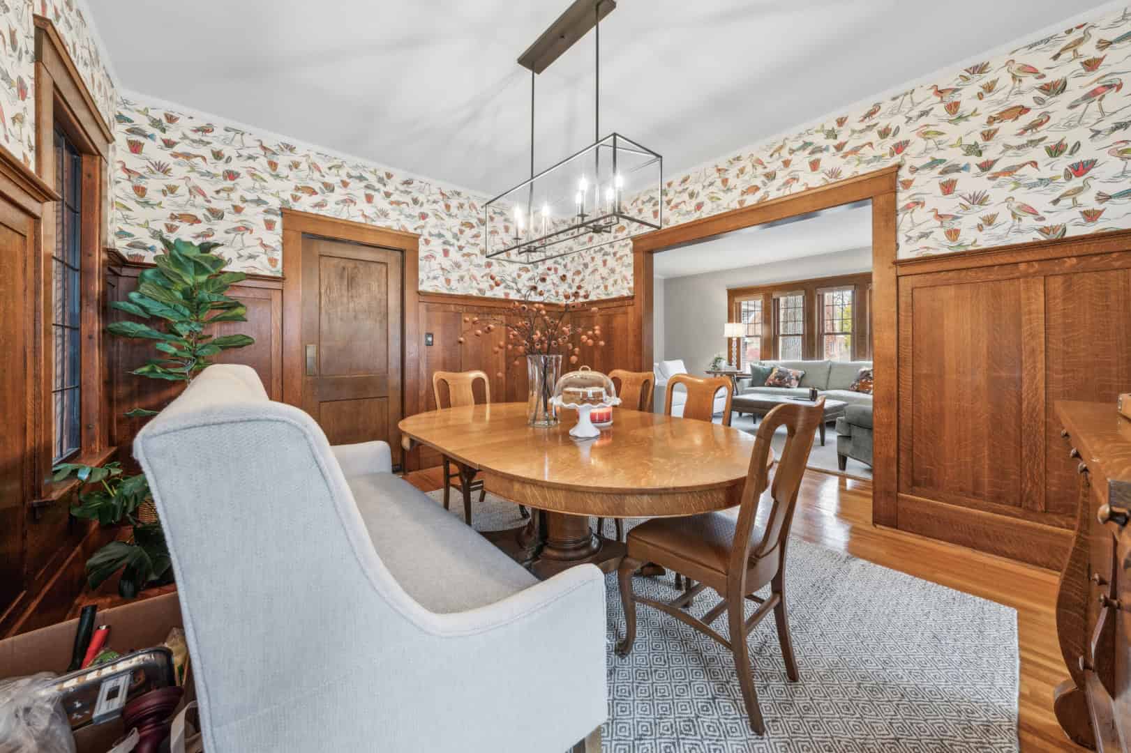 15 Cozy and Inviting Traditional Dining Room Designs for Memorable Meals