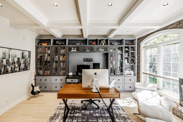 View of 15 Warm and Inviting Traditional Home Office Ideas for Maximum Focus