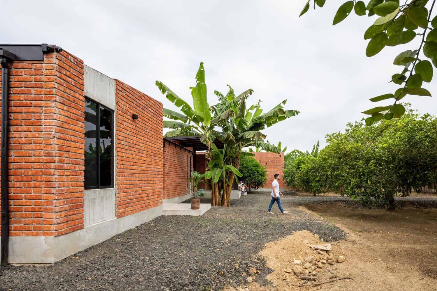 El Limonar House / Termopolio Arquitectura / Ecuador El Limonar House / Termopolio Arquitectura / Ecuador