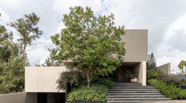 House PF by AE Arquitectos in Zapopan, Mexico
