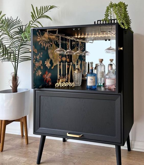 Step Back in Time - Introducing the Stylish Retro Minibar for Nostalgic Sips