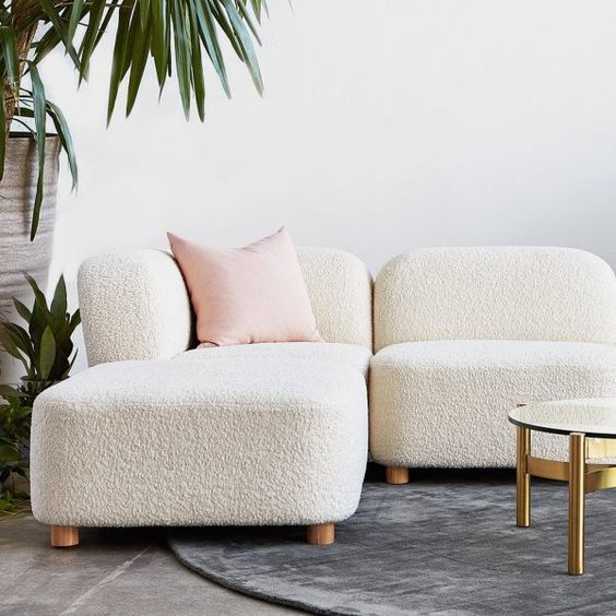 Discovering the Advantages and Disadvantages of Mini Sofas in Living Spaces