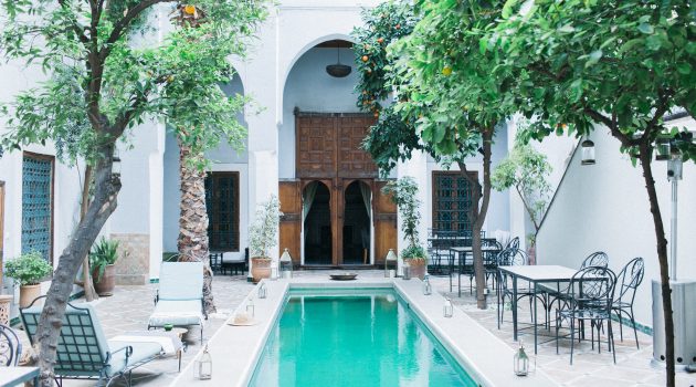 Assembling a Backyard Oasis: A Guide to Creating a Luxurious Poolside Paradise