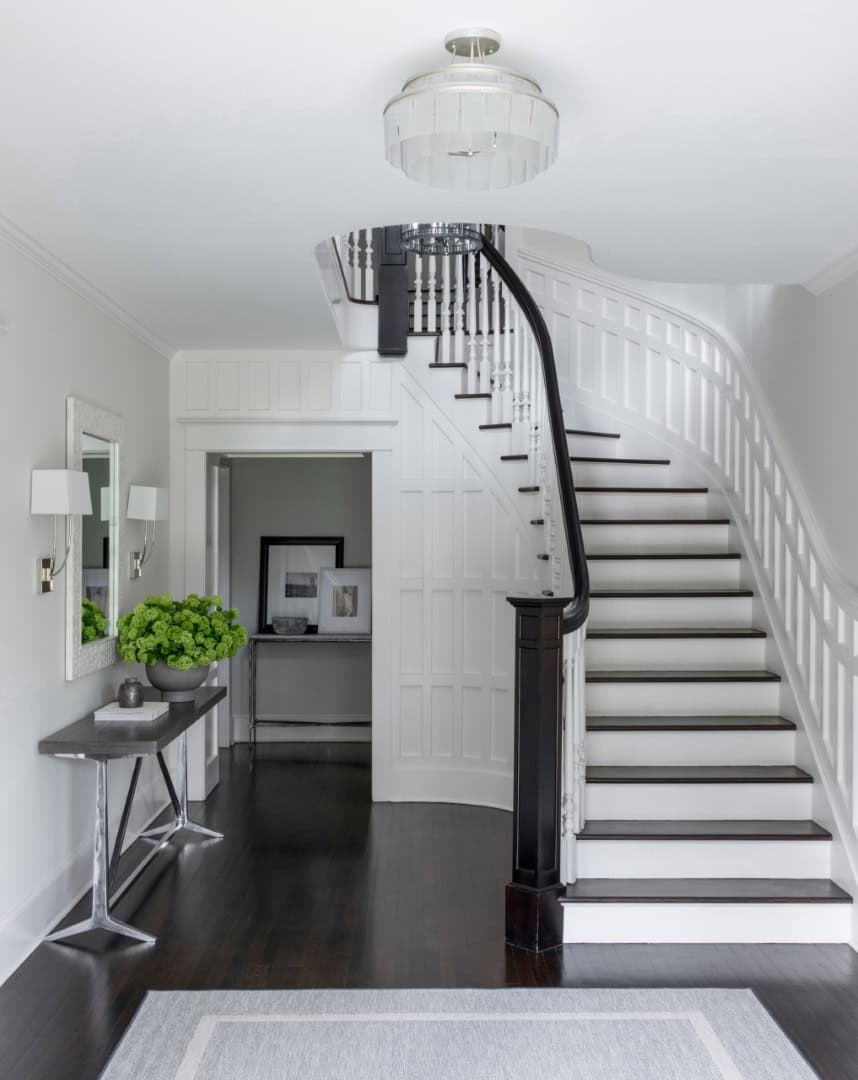 15 Glorious Traditional Stairway Ideas for Graceful Transitions 15 Glorious Traditional Stairway Ideas for Graceful Transitions