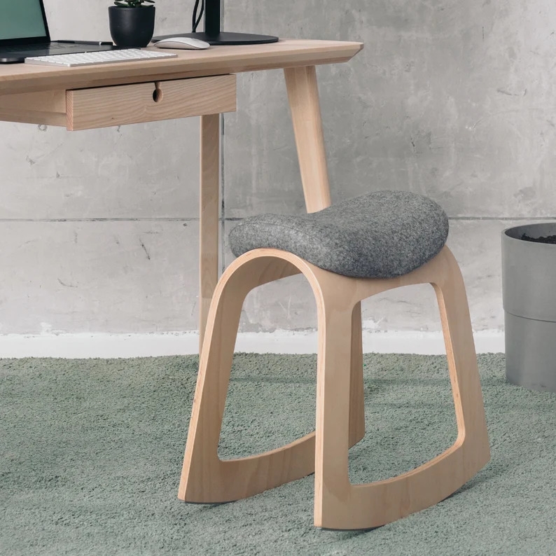 15 Modern Comfy Stool Inspirations for Functional and Fashionable Seating