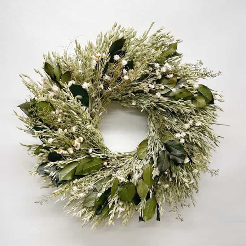 2. Wreath made with Avena Oats 2. Wreath made with Avena Oats
