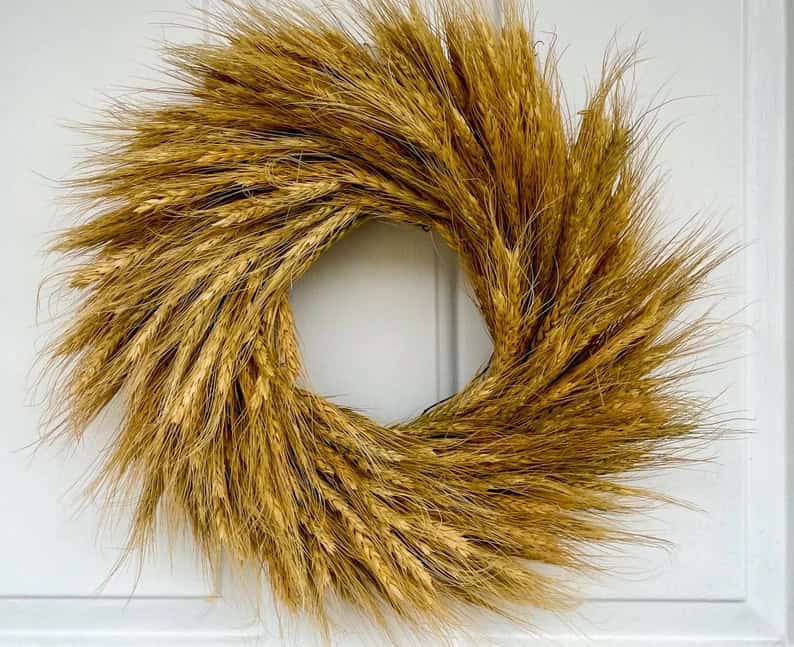 8. Dried wheat wreath 8. Dried wheat wreath