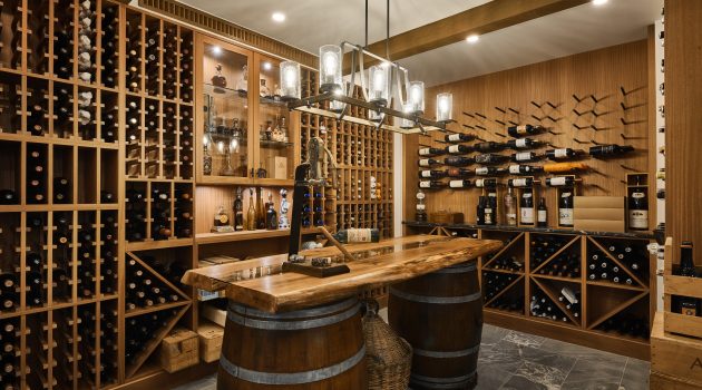 15 Vintage-Inspired Traditional Wine Cellar Ideas for Wine Enthusiasts