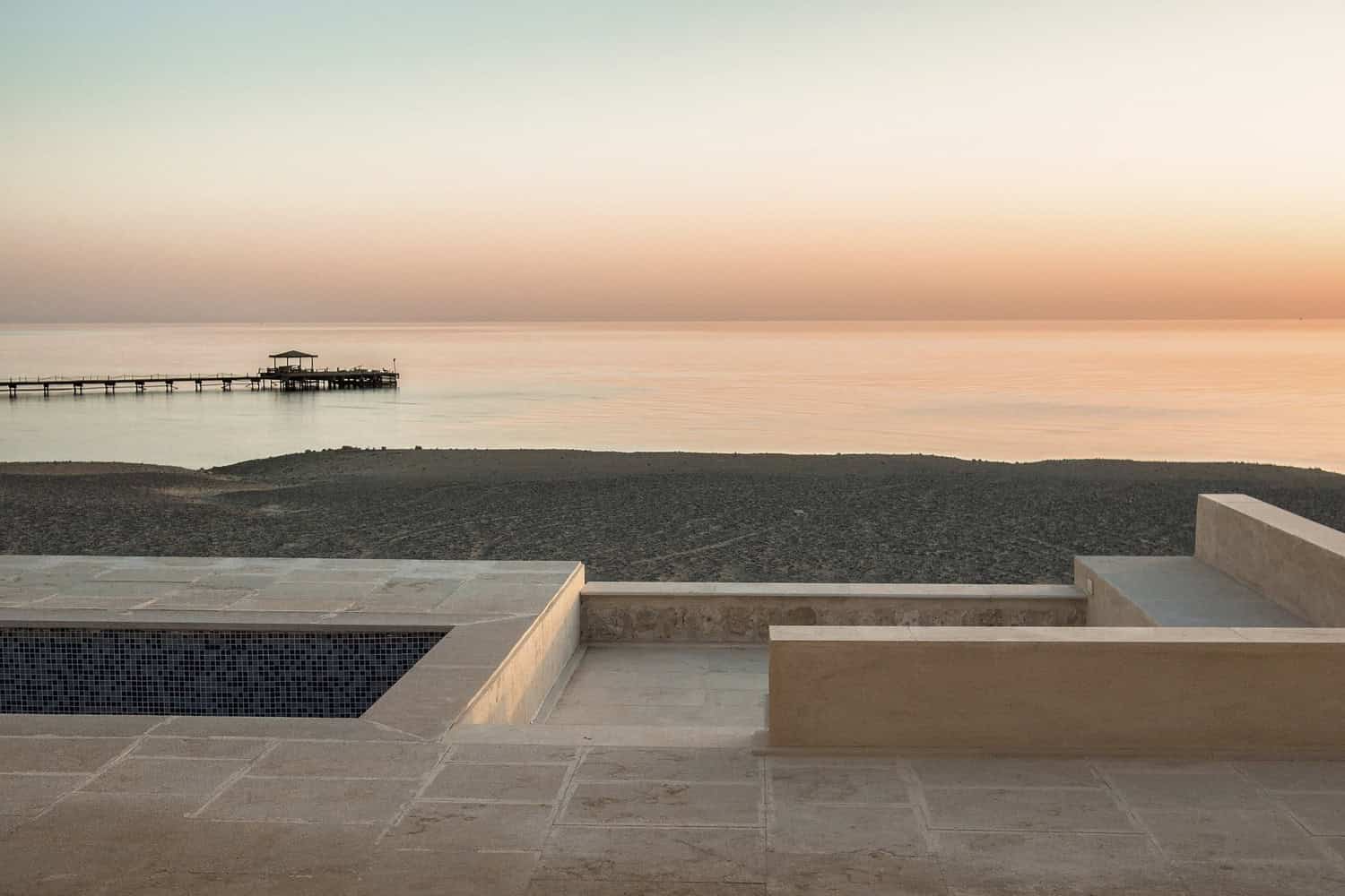 Breathing Beach House by Karm Architecture Lab: A Living Structure Shaped by Desert and Sea Breathing Beach House by Karm Architecture Lab: A Living Structure Shaped by Desert and Sea