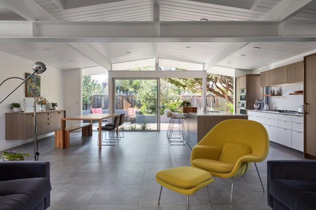 Eichler Great Room by Klopf Architecture in Sunnyvale, California