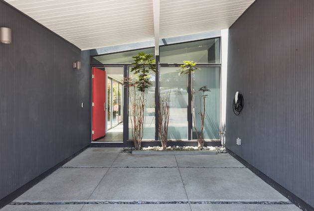 Eichler Great Room by Klopf Architecture in Sunnyvale, California