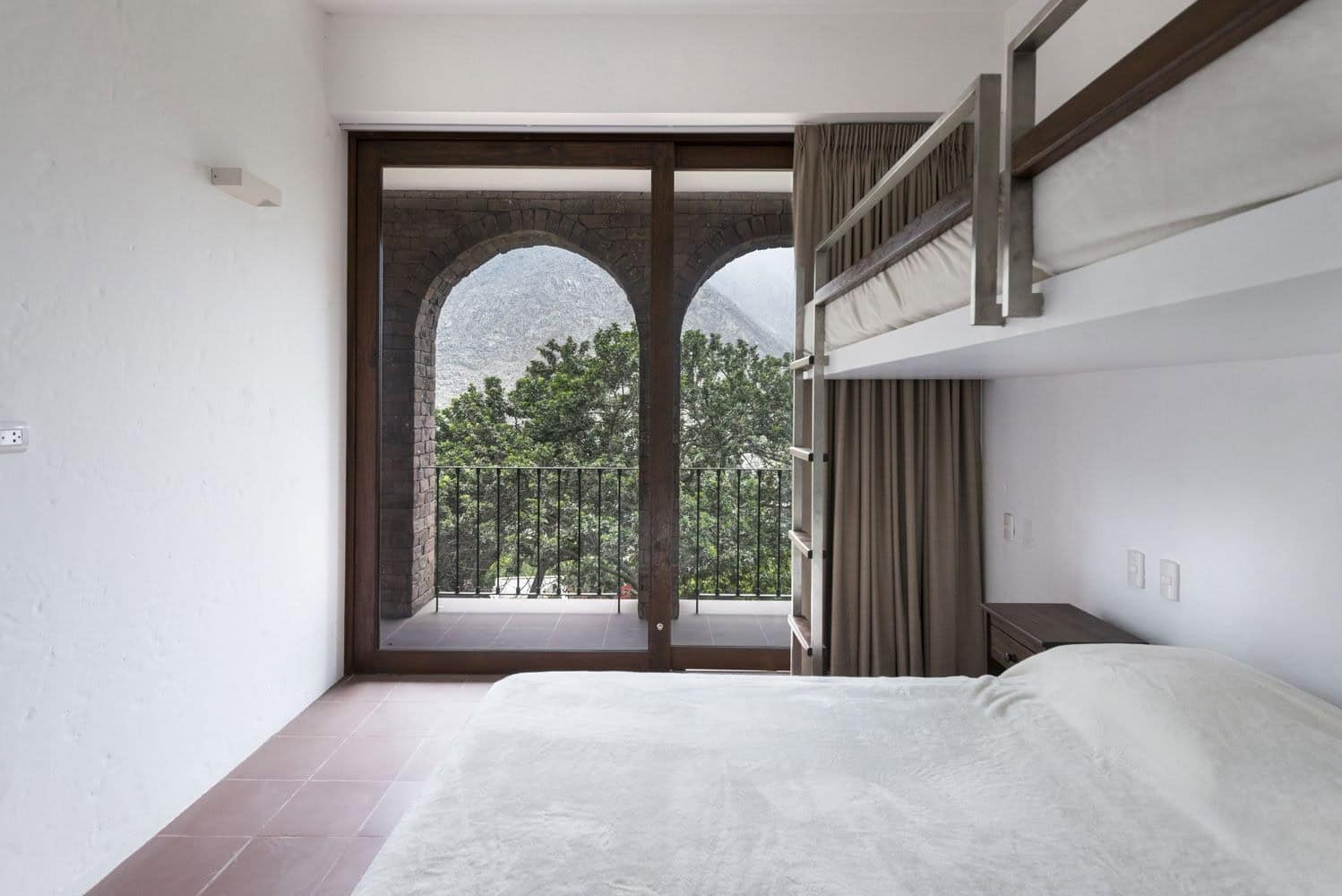 Lava House by Martín Dulanto Sangalli in San Antonio, Peru Lava House by Martín Dulanto Sangalli in San Antonio, Peru