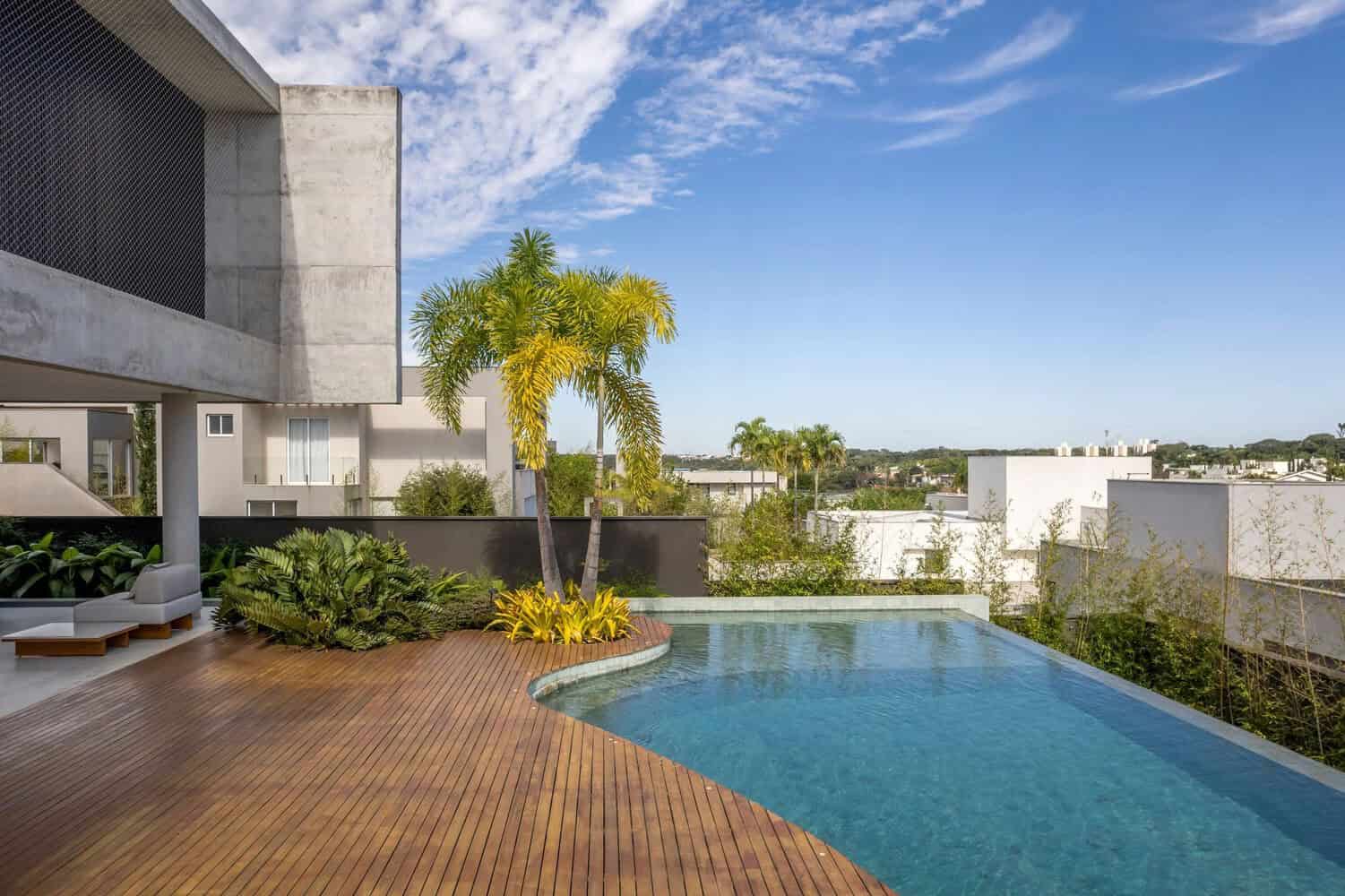 Pleated House / Leo Romano / Brazil Pleated House / Leo Romano / Brazil