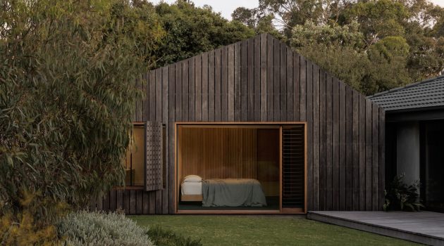 Point Lonsdale House by Solomon Troup Architects in Australia