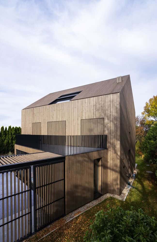 Two Houses and a Courtyard / Mostlikely Architecture / Austria Two Houses and a Courtyard / Mostlikely Architecture / Austria