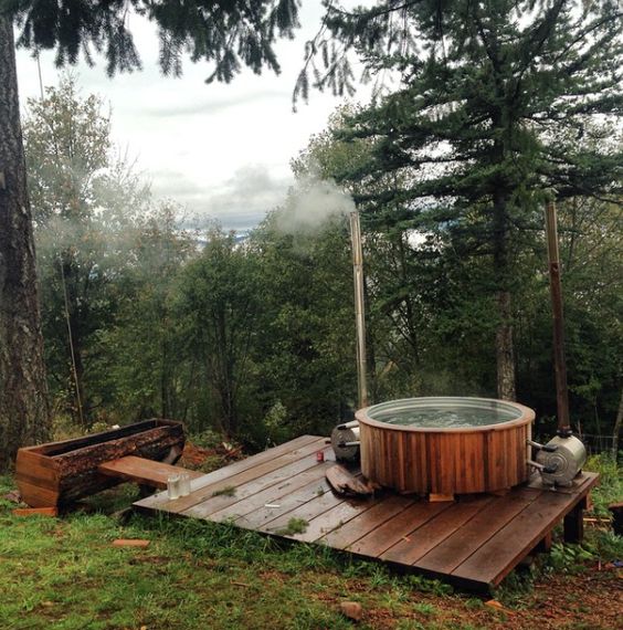 Wooden Hot Tubs Make Backyard Bliss a Reality