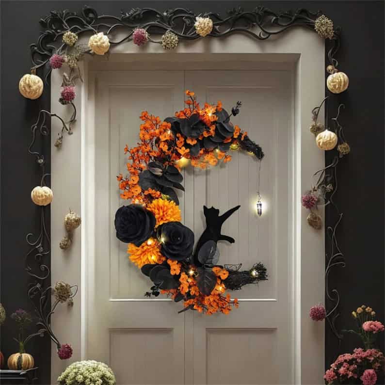 10. Halloween Cat Moon Wreath 10. Halloween Cat Moon Wreath