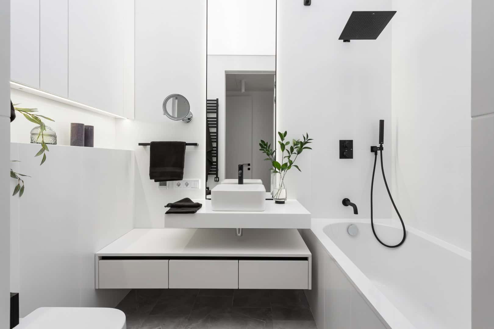 Colorful Apartment / Alexander Tischler / Russia Wall-hung toilet with cabinet above in serene palette