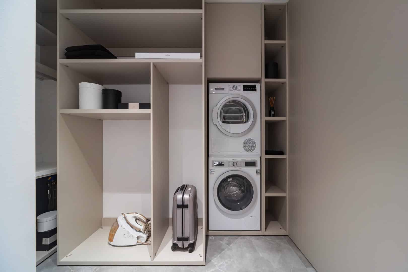 Colorful Apartment / Alexander Tischler / Russia Entry with mirrored closet fronts and linear lighting