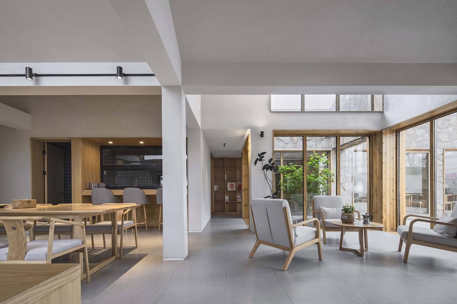 Folding Roof Courtyard House by MAT Office in Beijing, China Folding Roof Courtyard House by MAT Office in Beijing, China