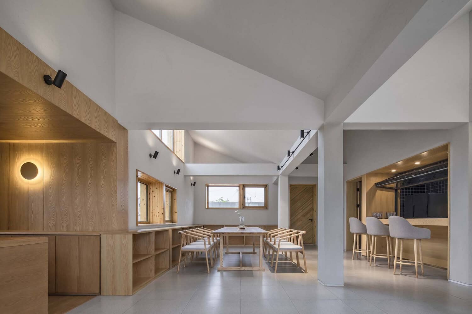 Folding Roof Courtyard House by MAT Office in Beijing, China Folding Roof Courtyard House by MAT Office in Beijing, China