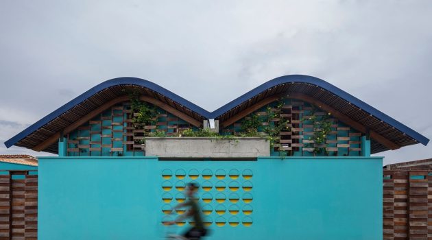 Gutter House by Atelier Daniel Florez in Brazil