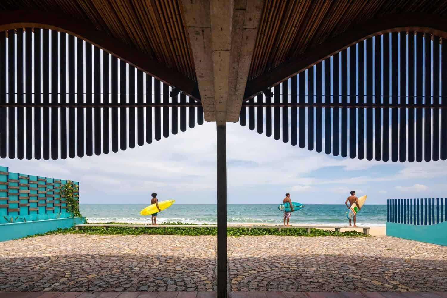 Gutter House by Atelier Daniel Florez: Shipbuilding Heritage Meets Modern Beach Living Gutter House by Atelier Daniel Florez: Shipbuilding Heritage Meets Modern Beach Living