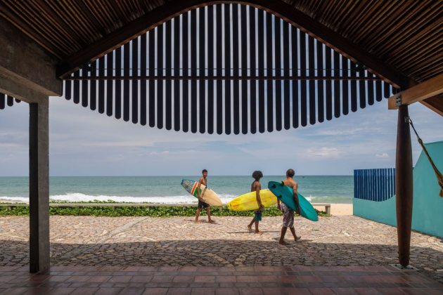Gutter House by Atelier Daniel Florez in Brazil