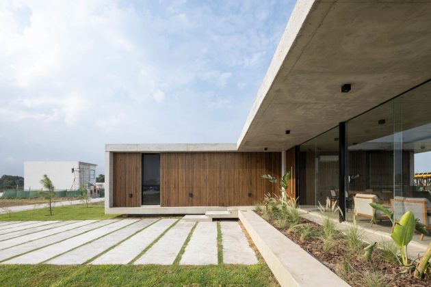 Pekin House by TIM Arquitectos in Argentina
