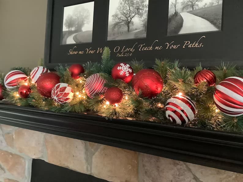 10. Christmas Garland 10. Christmas Garland