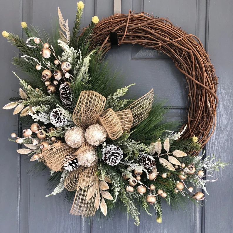 15 Christmas Wreaths to Welcome the Most Wonderful Time of the Year