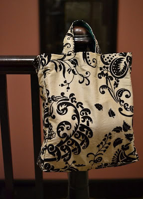 7. Easy DIY Curtain Market Bag 7. Easy DIY Curtain Market Bag