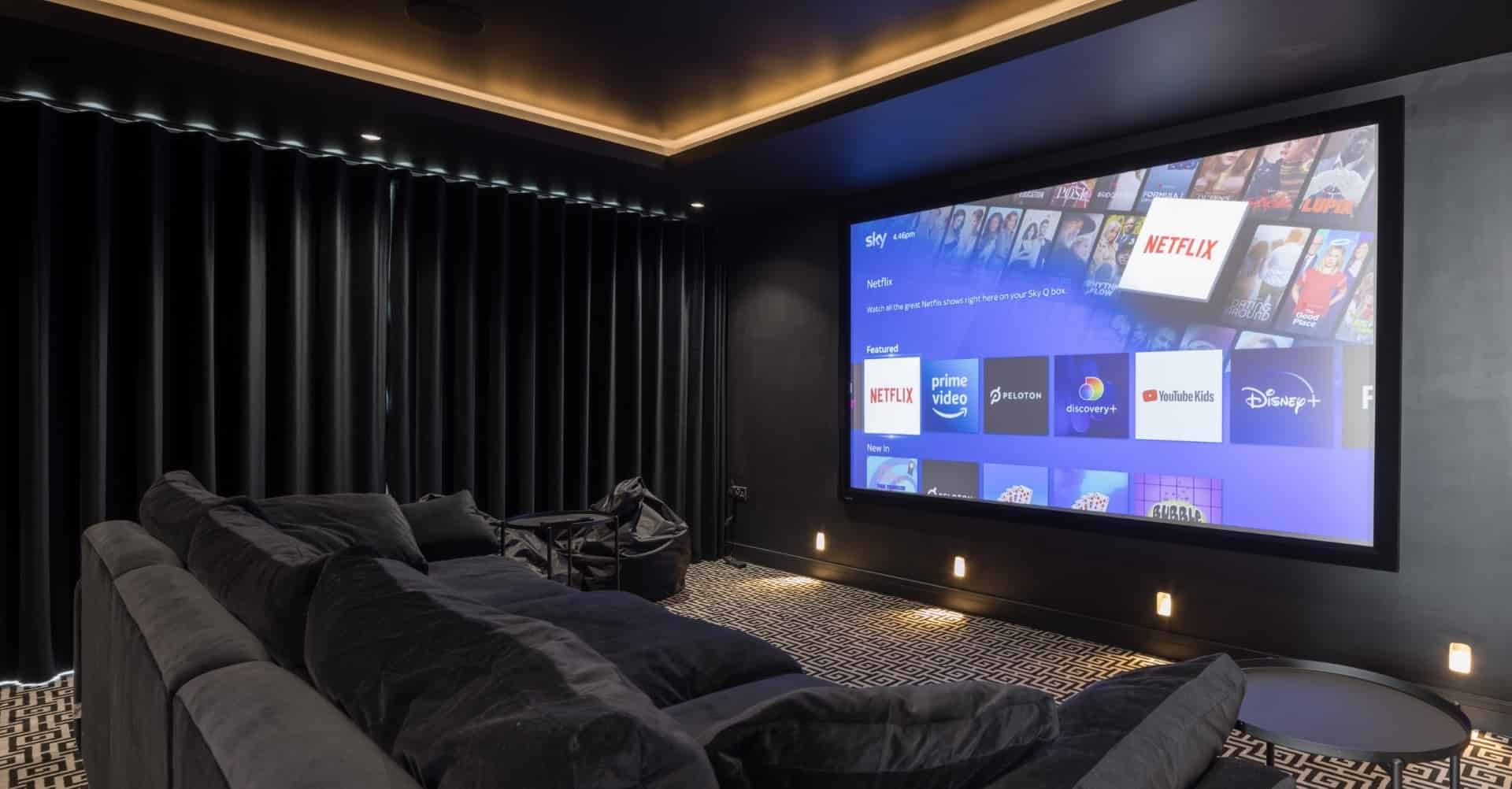 11. Contemporary Home Theater, Hertfordshire 11. Contemporary Home Theater, Hertfordshire