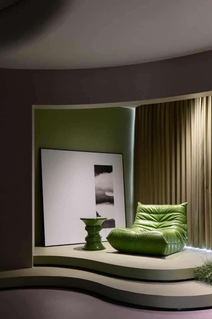 Kabel Chinese Headquarters by Topway Space Design: A Poetic Brand Universe of Color and Technology Kabel Chinese Headquarters by Topway Space Design: A Poetic Brand Universe of Color and Technology