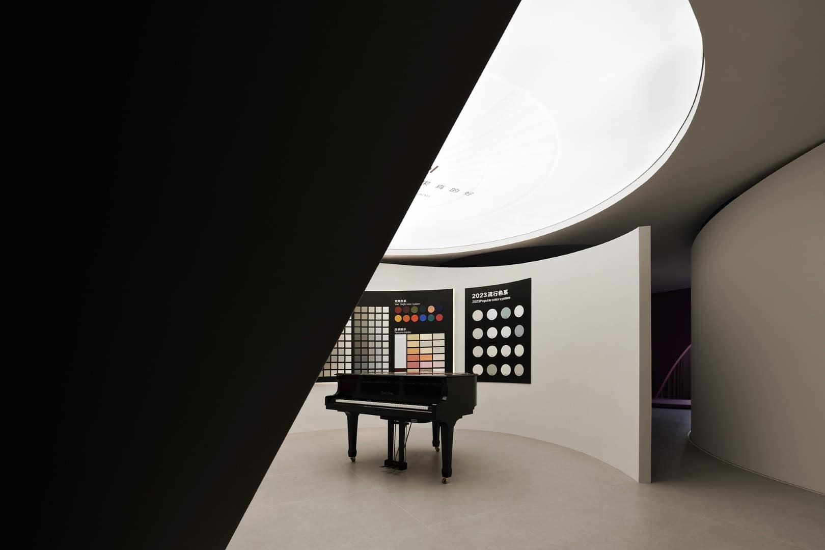 Kabel Chinese Headquarters by Topway Space Design: A Poetic Brand Universe of Color and Technology Kabel Chinese Headquarters by Topway Space Design: A Poetic Brand Universe of Color and Technology