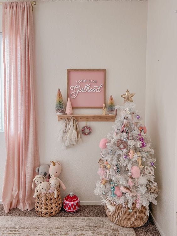 Festive Christmas Decor Ideas for Your Little One's Nursery Festive Christmas Decor Ideas for Your Little One's Nursery