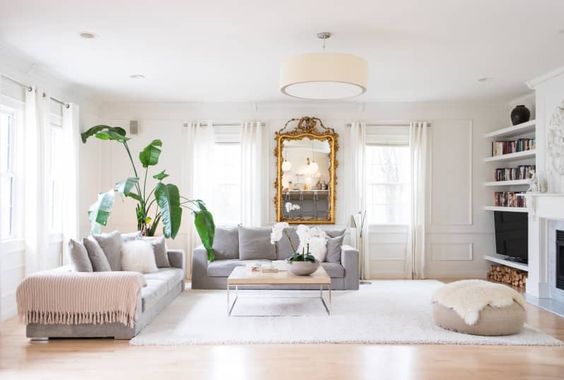 The Mirror Makeover That Redefined Our Living Room