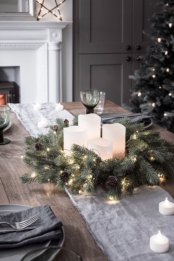 Stunning Centerpieces to Transform Your Table Into a Winter Haven