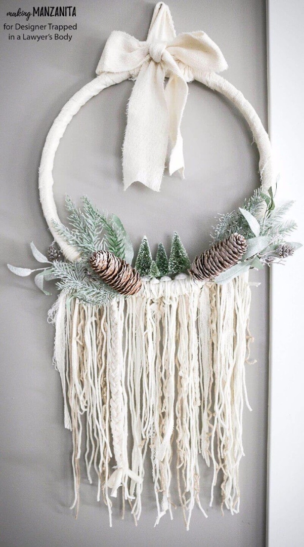 2. Boho Inspired DIY Winter Wreath 2. Boho Inspired DIY Winter Wreath