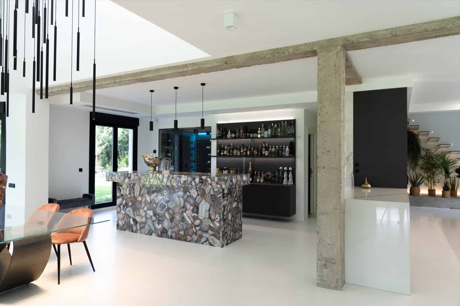 14. Modern Home Bar 14. Modern Home Bar