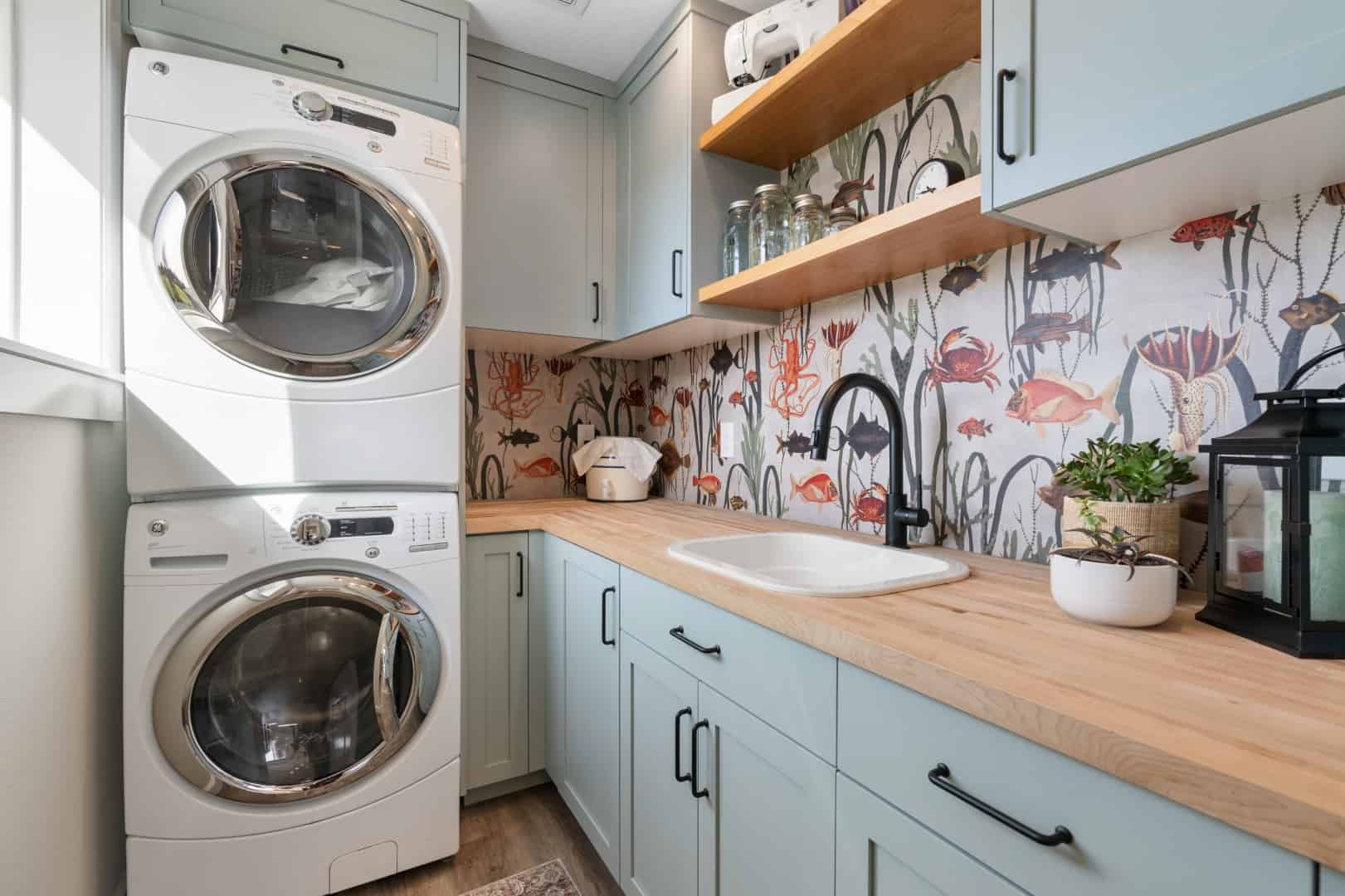 1. Modern Laundry Room, Portland 1. Modern Laundry Room, Portland