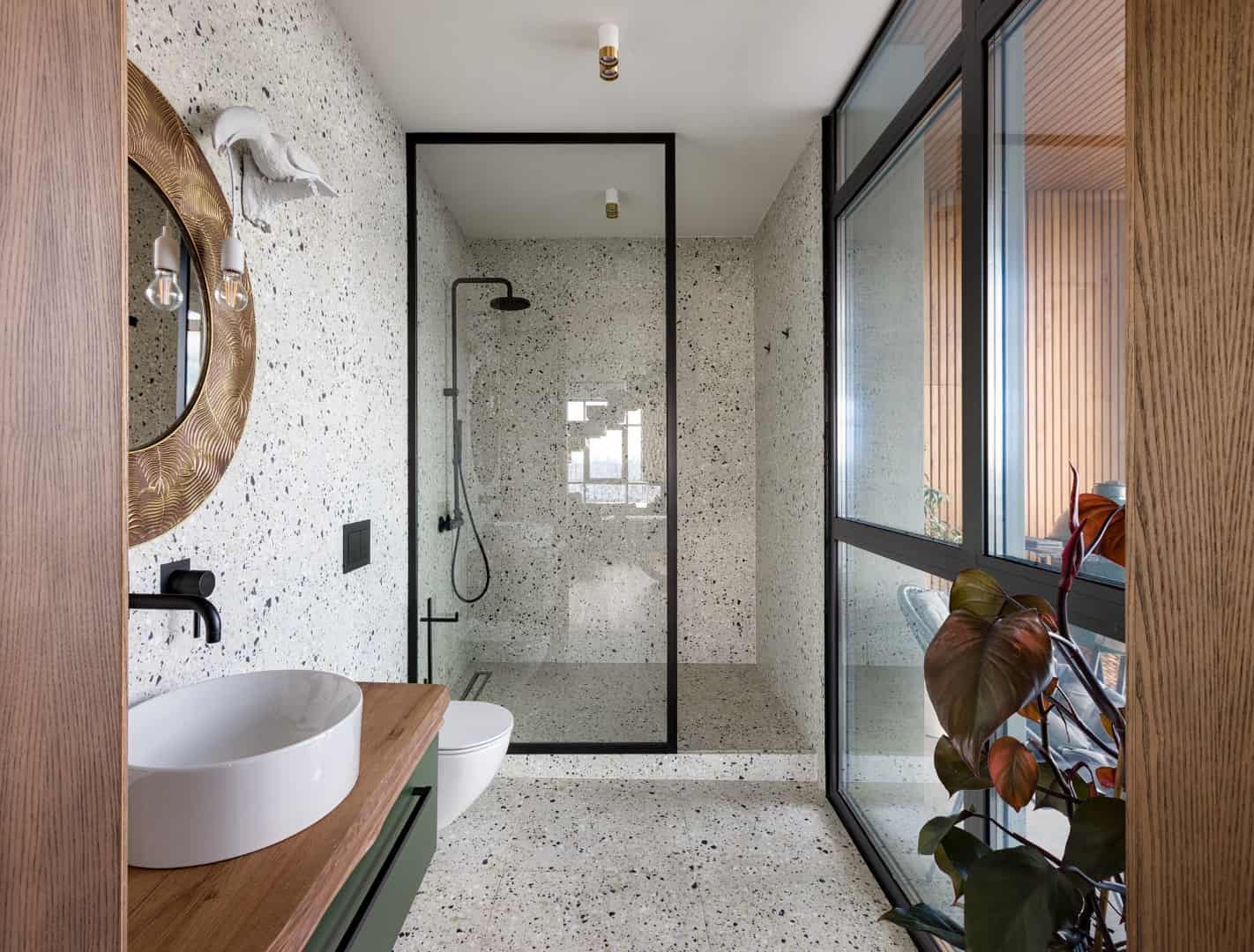 East West Apartment / Loft Buro / Ukraine East West Apartment / Loft Buro / Ukraine